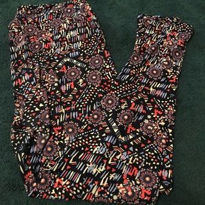 Tc Lularoe leggings